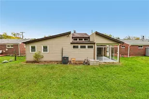 407 Laurie Dr, Pittsburgh, PA 15235 - Photo 45