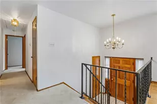 407 Laurie Dr, Pittsburgh, PA 15235 - Photo 3