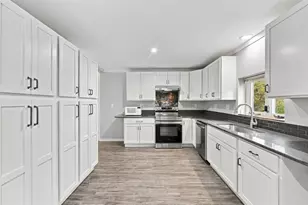 205 Woodside Dr, South Strabane, PA 15301 - Photo 11