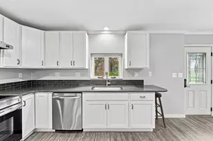 205 Woodside Dr, South Strabane, PA 15301 - Photo 13