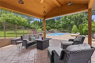 135 Windy Ghoul Dr, Brighton Township, PA 15009 - Photo 33