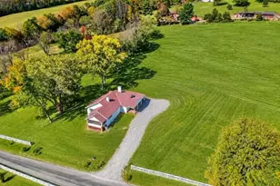 423 Little Creek Rd, Harmony Boro, PA 16037 - Photo 3