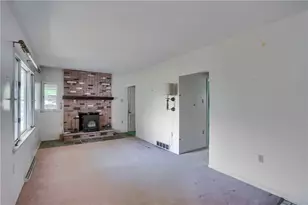 423 Little Creek Rd, Harmony Boro, PA 16037 - Photo 19