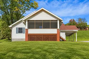 423 Little Creek Rd, Harmony Boro, PA 16037 - Photo 11