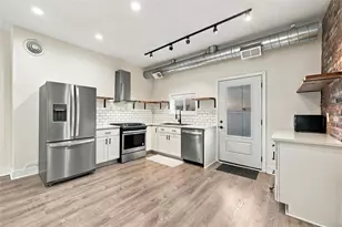 4817 Dearborn St, Pittsburgh, PA 15224 - Photo 7