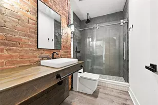 4817 Dearborn St, Pittsburgh, PA 15224 - Photo 19
