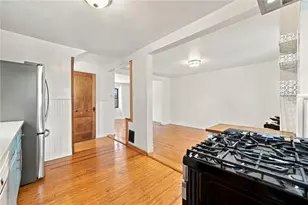 821 Gallion Ave, Pittsburgh, PA 15226 - Photo 13