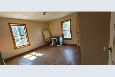 728 Meek Street, Sharon, PA 16146 - Photo 13