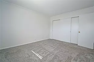 690 Robinwood, Scott Township, PA 15216 - Photo 25