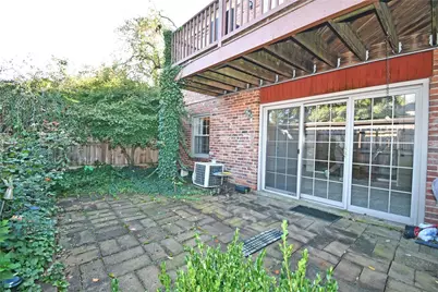 690 Robinwood #B, Scott Township, PA 15216 - Photo 29