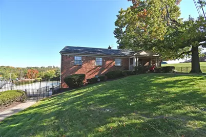 690 Robinwood #B, Scott Township, PA 15216 - Photo 31