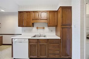 320 Fort Duquesne Blvd, Downtown Pgh, PA 15222 - Photo 11