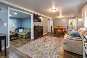 26 Circle Dr, Union Township, PA 15332 - Photo 7