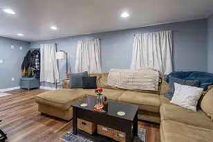 26 Circle Dr, Union Township, PA 15332 - Photo 3