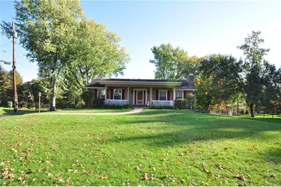 122 E Edgewood Dr, Peters Township, PA 15317 - Photo 3