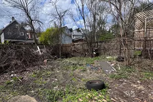 7107 Reynolds St, Pittsburgh, PA 15208 - Photo 9