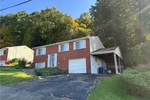 3212 Vermont Ave, Lower Burrell, PA 15068 - Photo 3