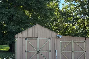 30 Tower Hill Ln, Vanderbilt, PA 15486 - Photo 25