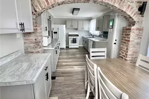 835 Graham St, Belle Vernon, PA 15012 - Photo 9