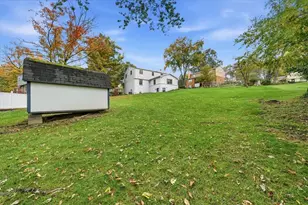 335 Catalina Dr, Pittsburgh, PA 15241 - Photo 29