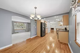 335 Catalina Dr, Pittsburgh, PA 15241 - Photo 7