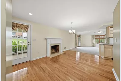 335 Catalina Dr, Pittsburgh, PA 15241 - Photo 11