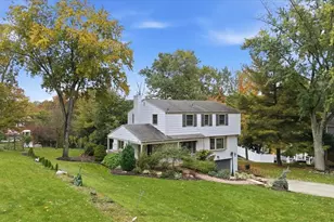 335 Catalina Dr, Pittsburgh, PA 15241 - Photo 35