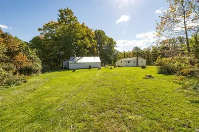 308 Bradley Rd, Worth Township, PA 16153 - Photo 9