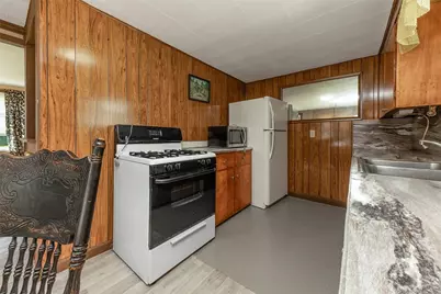 308 Bradley Rd, Worth Township, PA 16153 - Photo 31