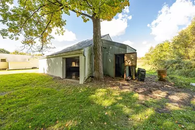 308 Bradley Rd, Worth Township, PA 16153 - Photo 17