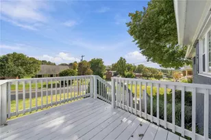 122 Sunrise Dr, Penn Twp, PA 15642 - Photo 3