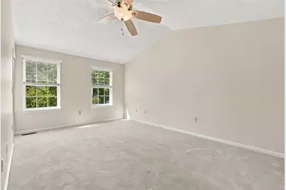 527 Pine Bluff Drive, Adams Township, PA 16046 - Photo 23