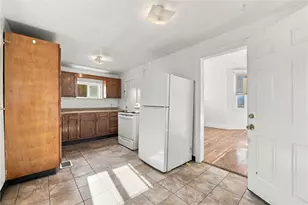 1302 Chelton Ave, Pittsburgh, PA 15226 - Photo 7