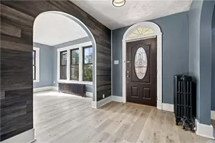 637 Hall St, Aliquippa, PA 15001 - Photo 3