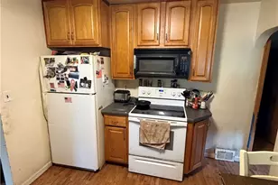 292 Saunders Station Rd, Level Green, PA 15085 - Photo 5