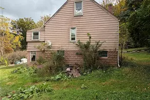 292 Saunders Station Rd, Level Green, PA 15085 - Photo 17
