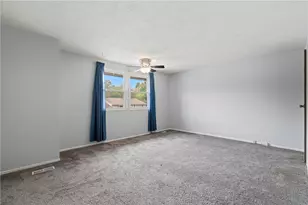 322 Ridge Point Cir, South Fayette, PA 15017 - Photo 15