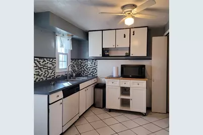 330 Wilcox St, Carnegie, PA 15106 - Photo 5