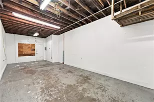 952 E 8th Ave, Homestead, PA 15120 - Photo 5