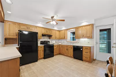 22 Pine Dr, Saxonburg Boro, PA 16056 - Photo 11