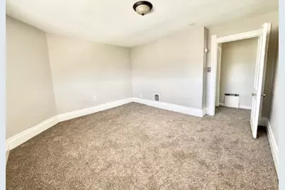 738 10th St, Pitcairn, PA 15140 - Photo 11