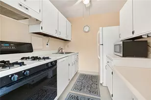 1160 Bower Hill Rd, Pittsburgh, PA 15243 - Photo 11