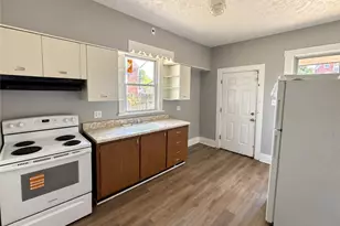 426 Mitchell Ave, Clairton, PA 15025 - Photo 5