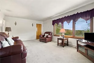 1528 Millers Run Rd, Mount Pleasant, PA 15057 - Photo 9