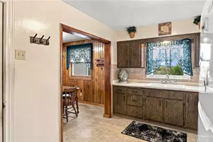 1528 Millers Run Rd, Mount Pleasant, PA 15057 - Photo 13