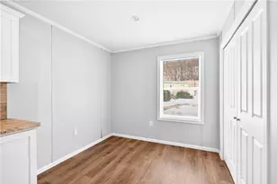 16 Surf Dr, Forward Township, PA 15020 - Photo 11