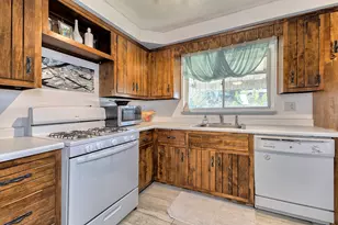 1015 Lane Ave, Harrison Township, PA 15065 - Photo 11