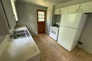 2320 Milburn St, East McKeesport, PA 15132 - Photo 3