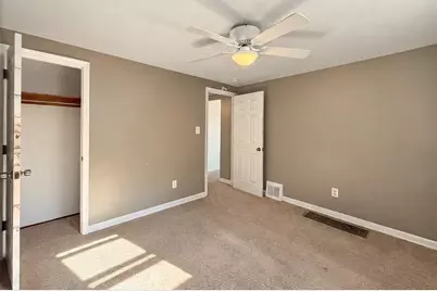12027 Harvard Dr, Pittsburgh, PA 15235 - Photo 11