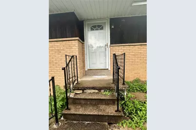 152 Autumn Dr, Twp of But SE, PA 16001 - Photo 3